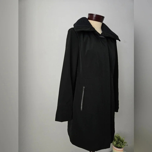 ANNE KLEIN midweight black trench with ribbed sweater collar and cuffs. Size M - Picture 3 of 16